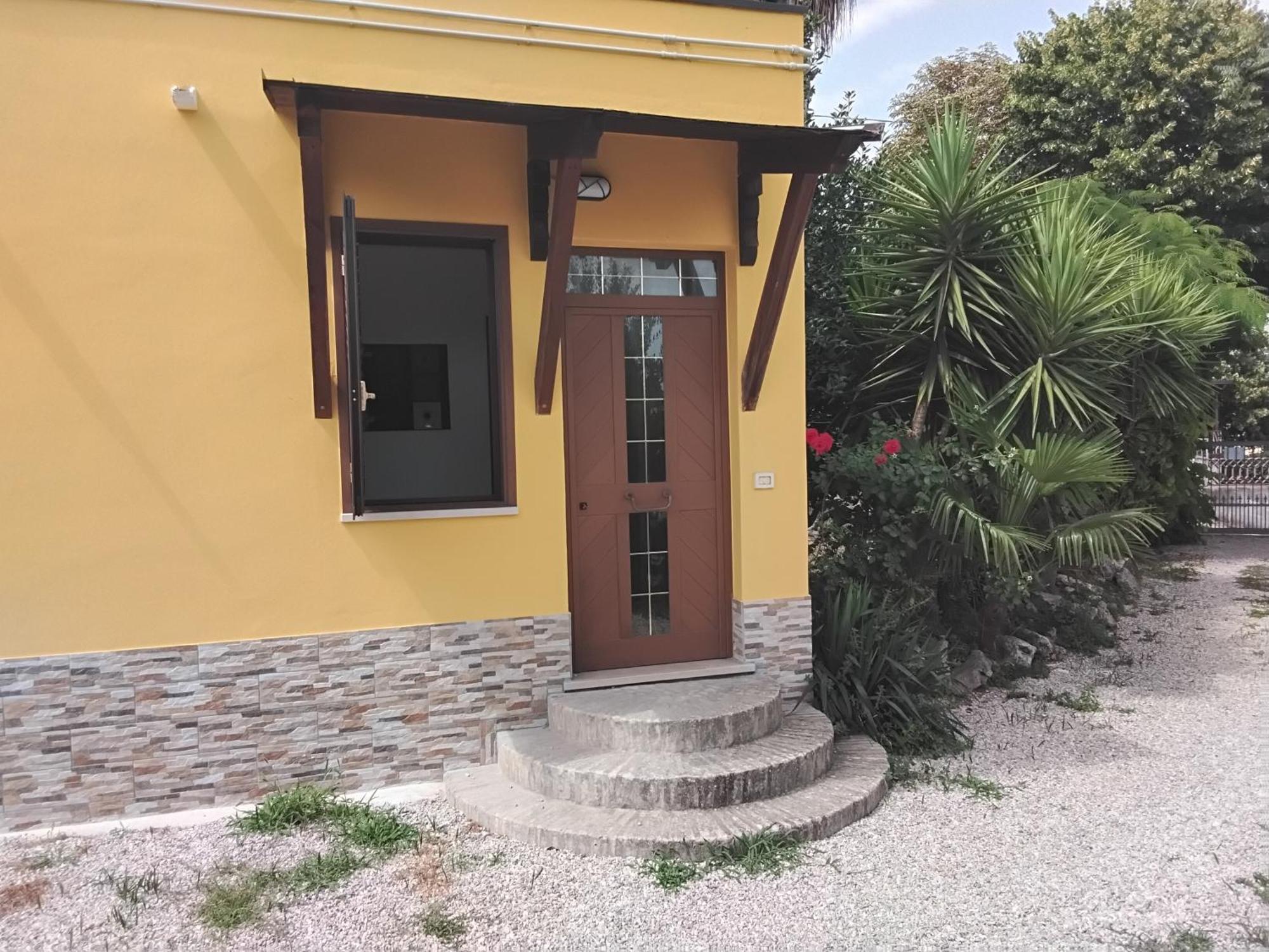 L'Oasi Apartment Montesilvano Exterior photo